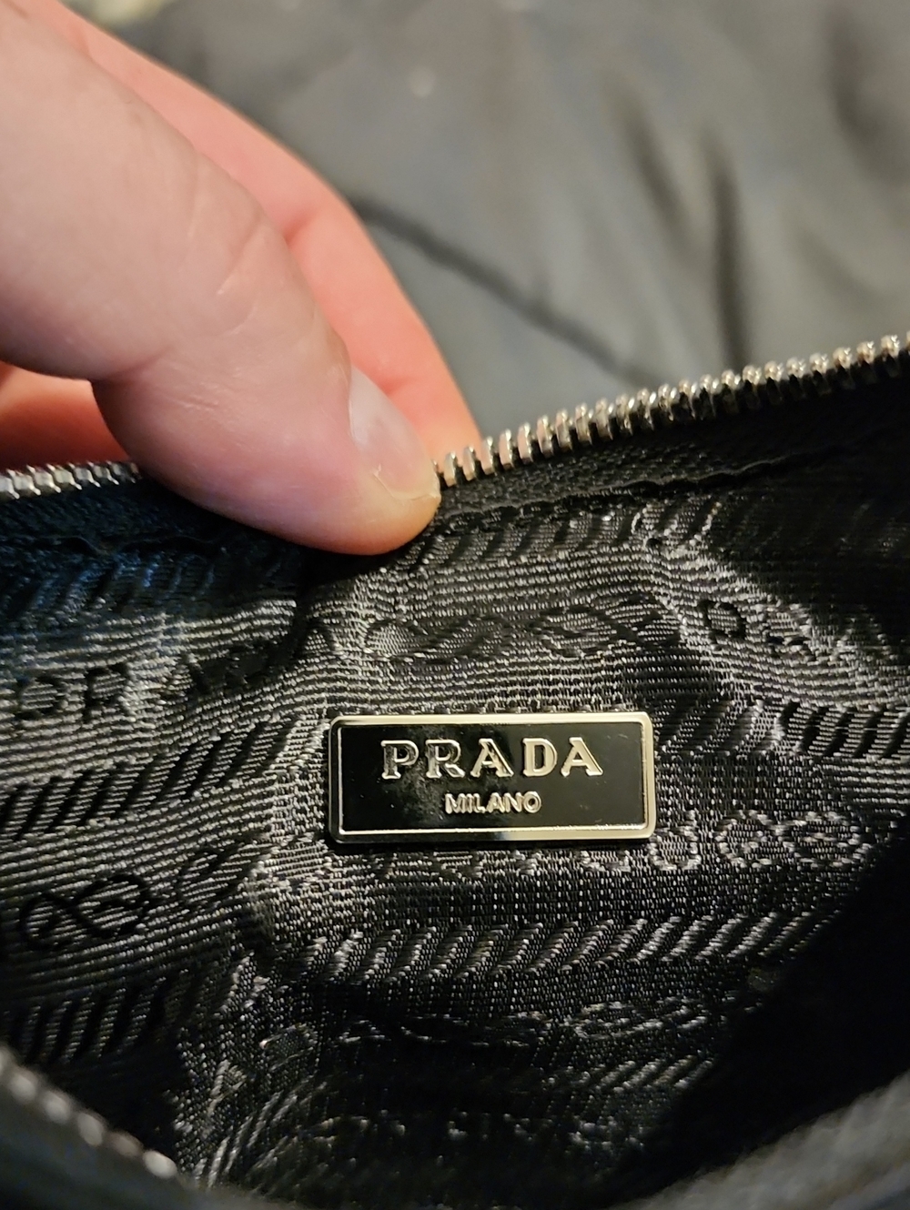 Authentic PRADA Milano Re Edition 2005 Crossbody Tessuto Nylon Bag - WOW! DEAL! - Picture 3 of 7